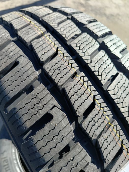 НОВИ БУСОВИ -16цола -235/65-1бр.-260лв."KUMHO"-с монтаж и баланс