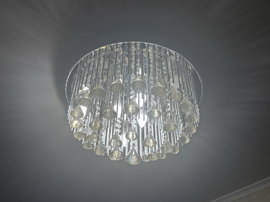 Люстра потолочная