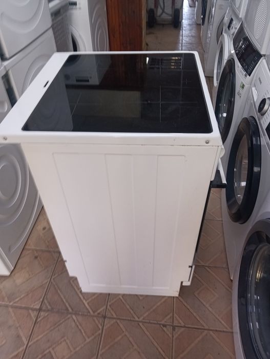 Свободно стояща печка с керамичен плот Gorenje с 2 години Гаранция!