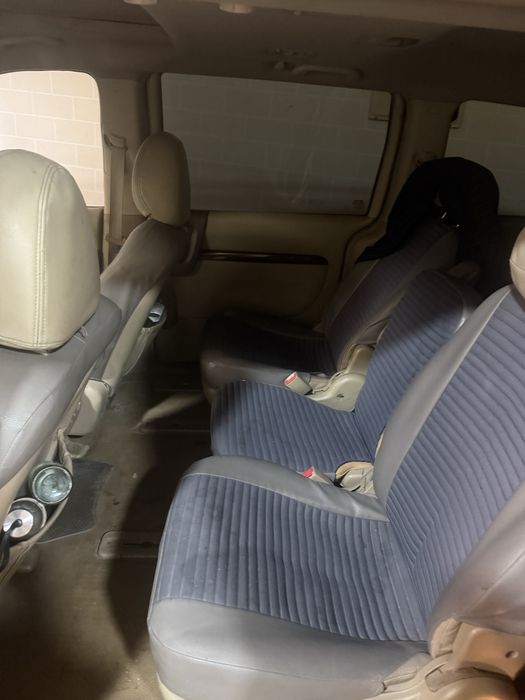 Трансфер услуги по городу на KIA CARNIVAL