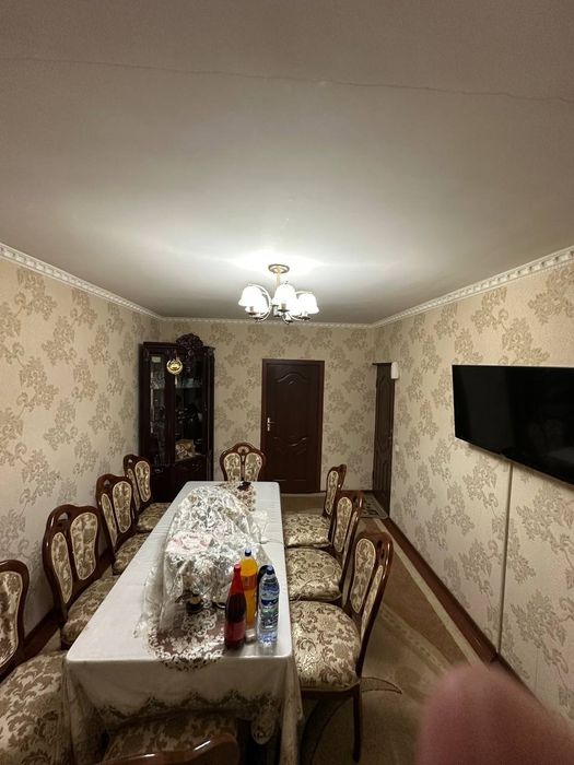 Чиланзар- 23 кв 2/3/5. 56м2 Срочно Продам квартиру срочно