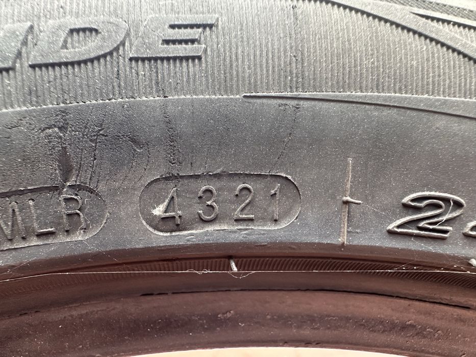 Vand anvelopa Nexen NFera Su4  245/45/18