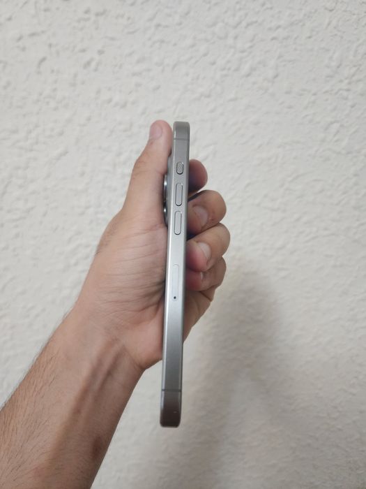 iPhone 15 Pro 128gb sim + esim