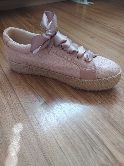 Дамски еспадрили