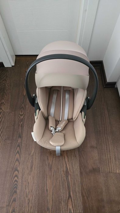 Cybex cloud G I-SIZE Стол за кола + адаптери за количка