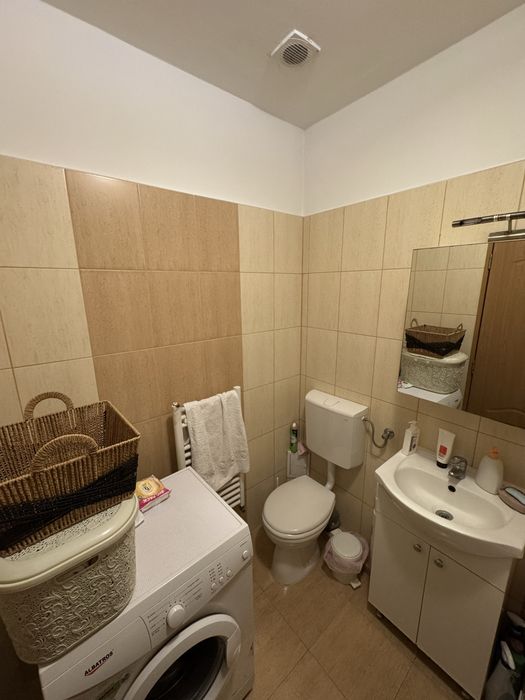 Apartament cu o camera/ Garsoniera 7 Noiembrie, zona Faget, 5-10 minute de UMFST si Spitalul Judetean