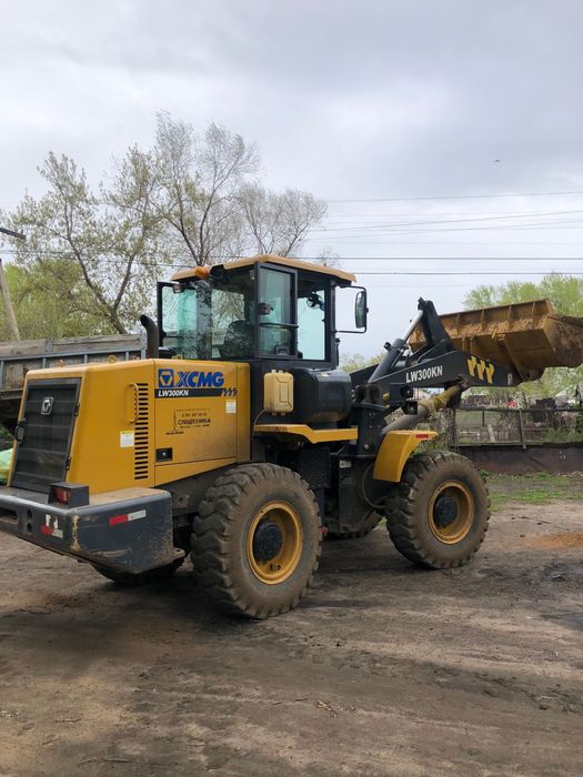 Продам погрузчик ковшовый