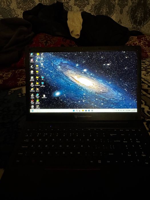noutbuk Graviton  , 16 gb ozu intel core i5 10 pok