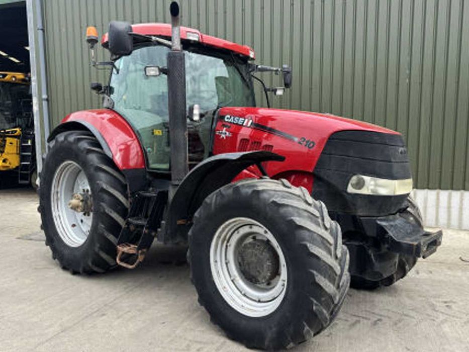 Трактор колесный Case IH Puma 210