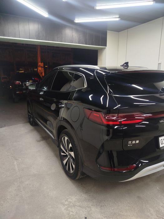BYD chipiyon 2023 yili  605 zapas hod