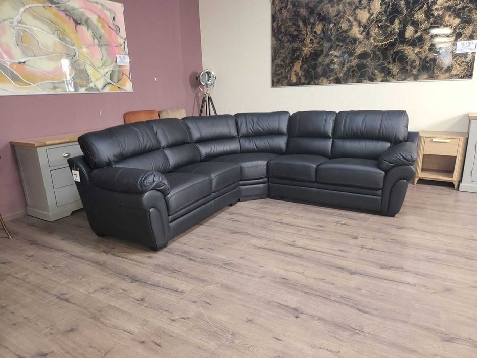 Черен кожен ъглов диван