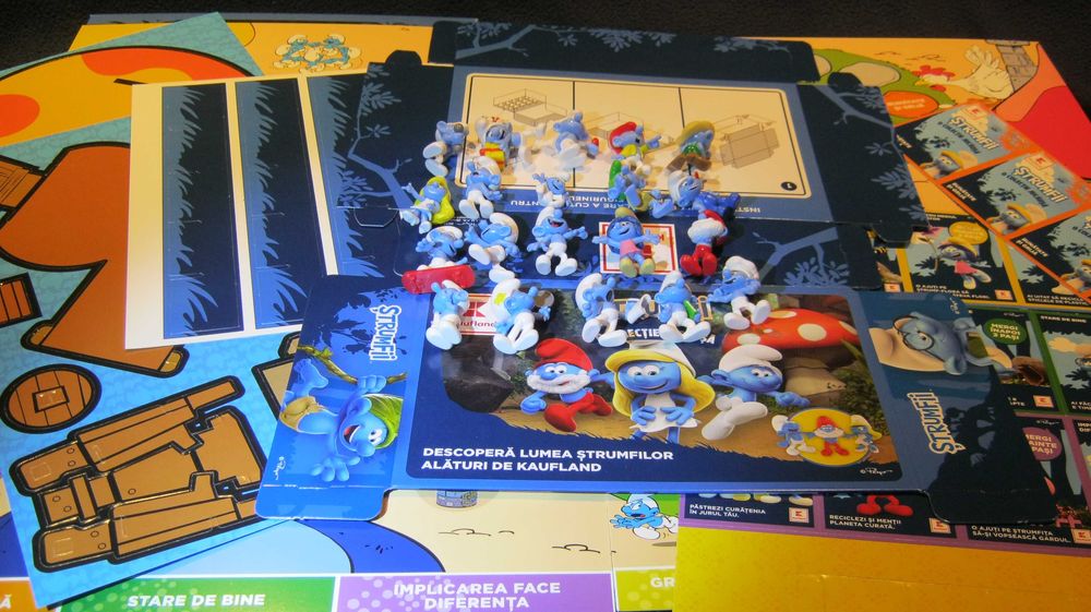 STRUMFI Kaufland,set complet 20 figurine cu ALBUM