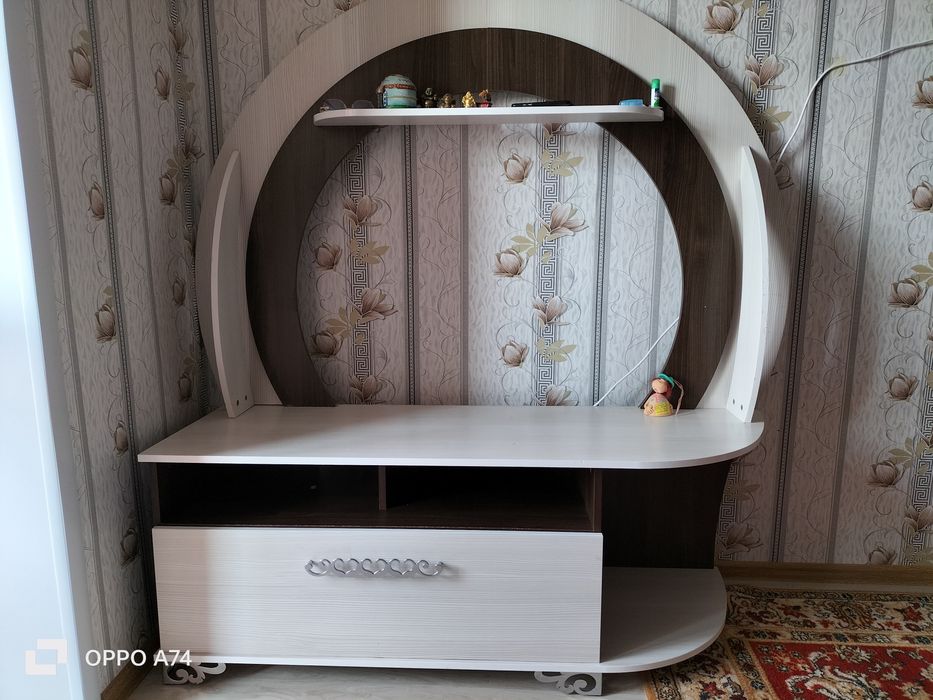 Тумба под телевизор