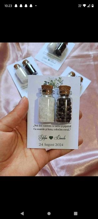 Creez carti de vizita, invitatii nunta/botez, meniuri - Design Grafic