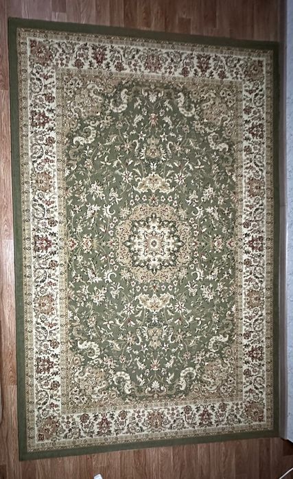 Ковер 2×3 в хорошем состоянии