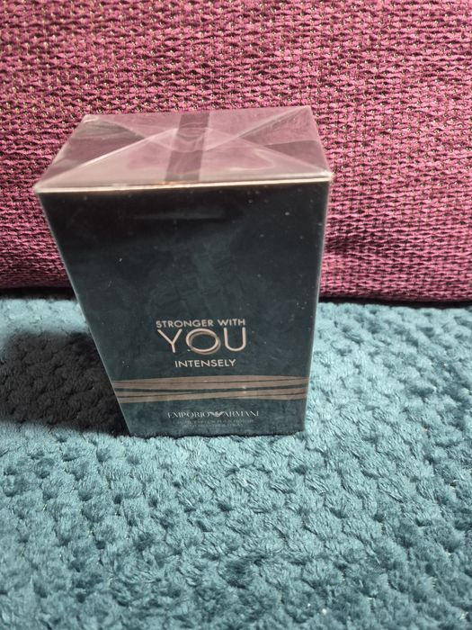 Parfum Armani Stronger with You Intensely