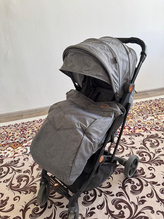 Продам коляску прогулочная.