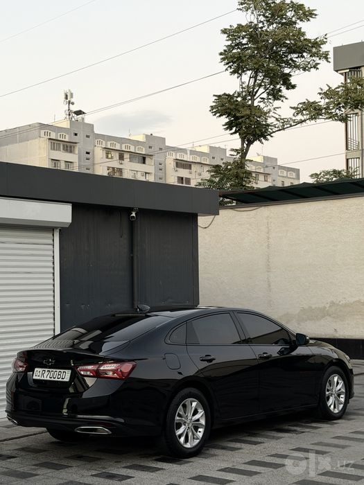 Chevrolet Malibu XL