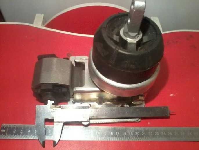 опора двигателя Ford SEAT VW Volkswagen