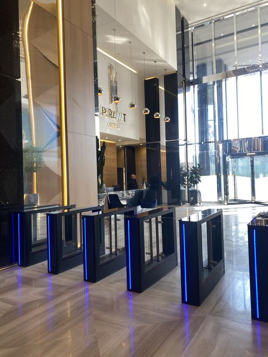 Сдается офис 33 квм 12 этаж в Piramit Tower