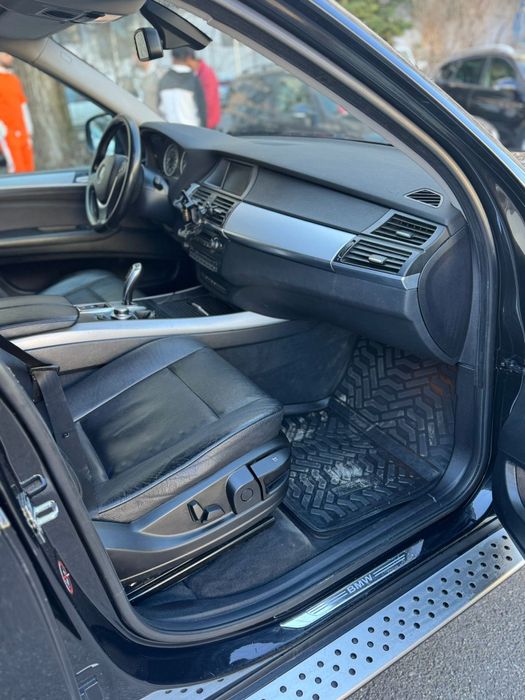 Vând bmw X5 e70 2010