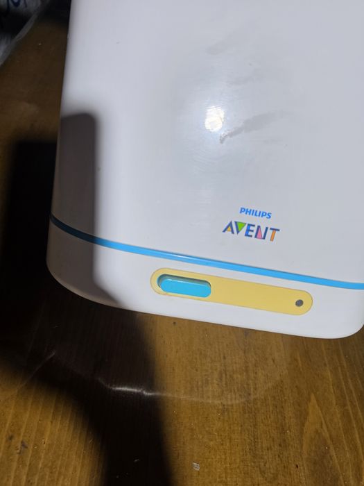 Sterilizator biberoane Philips Avent