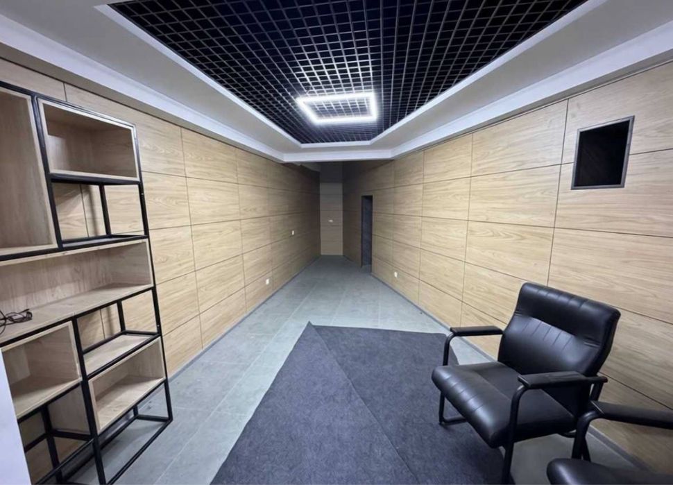 Циолковский|Паркентский|офис|Шоурум|логистика|авиакасса|150м2+500м2