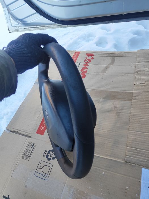 Руль от Пежо 301, 2017г