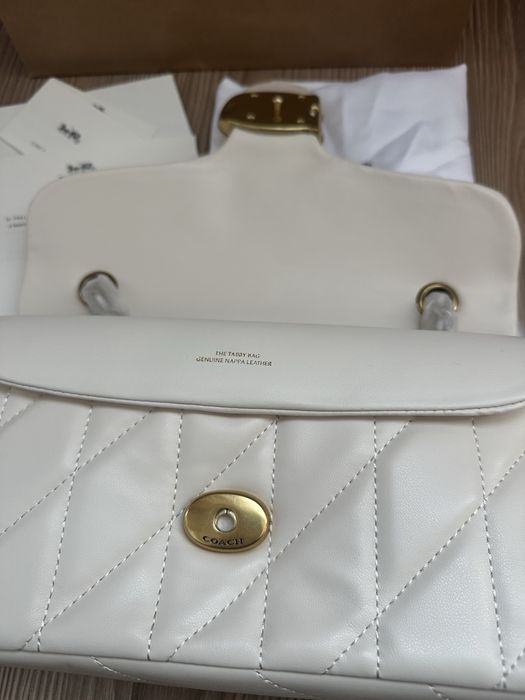 Дамска чанта Tabby Shoulder Bag 26 в бял цвят