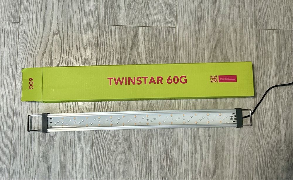 Lampa acvariu Twinstar Light 60G 21W - Waterproof