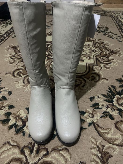 Продам сапоги остался один размер