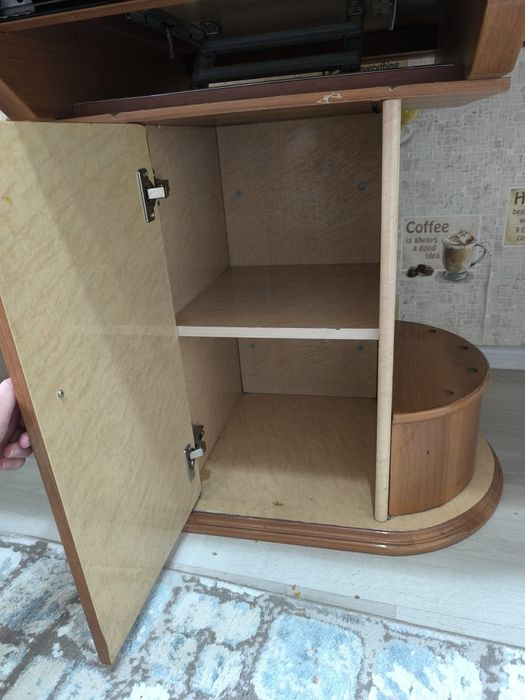 Продам стол настоящее дерево+ 6 стульев