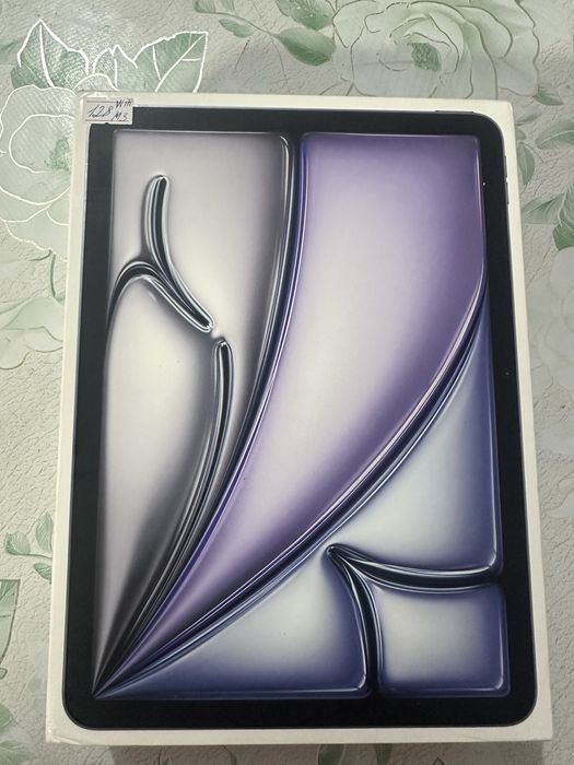 iPad Air 11-inch M3 (2025) uzining apple pencili bilan