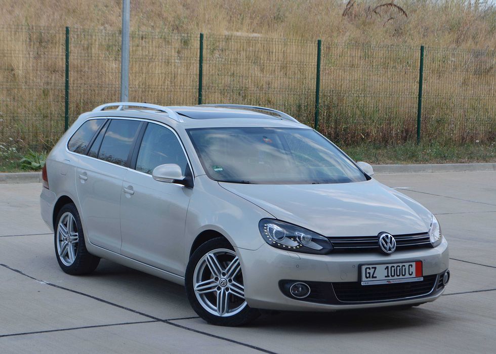 VW Golf 6 1.4TSi 122cp Cutie Automata EXCLUSIVE Trapa Panoramica Interior Piele in Doua Culori Navy Clima