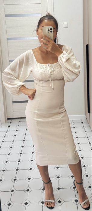 Продам платья, в отличном состояние