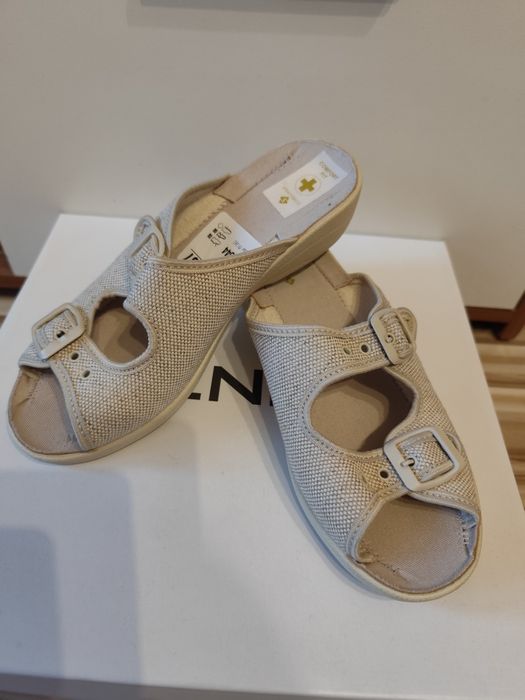 Стилни и удобни пантофи