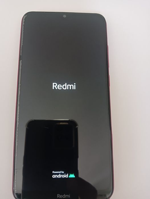 Продам Телефон РЕДМИ 8