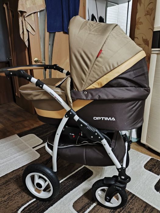 Детская коляска 3 в 1