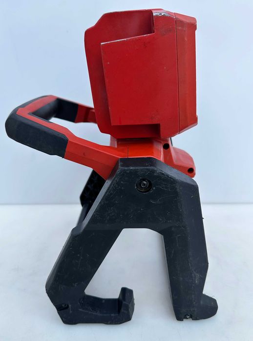 Hilti SL 6-A22 - Мощна акумулаторна лед лампа 22V