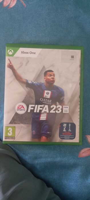Vând Xbox One S 1TB