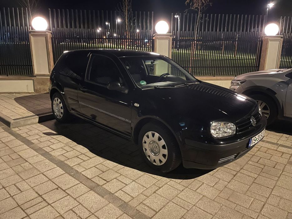 Vând VW Golf 4 din 2003 1,6 benzină