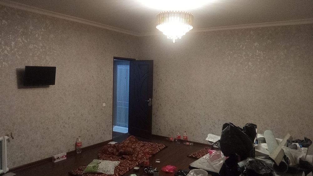 Двух комнатный квартира 2/9/9 Чиланзар 20а перекресток парламент