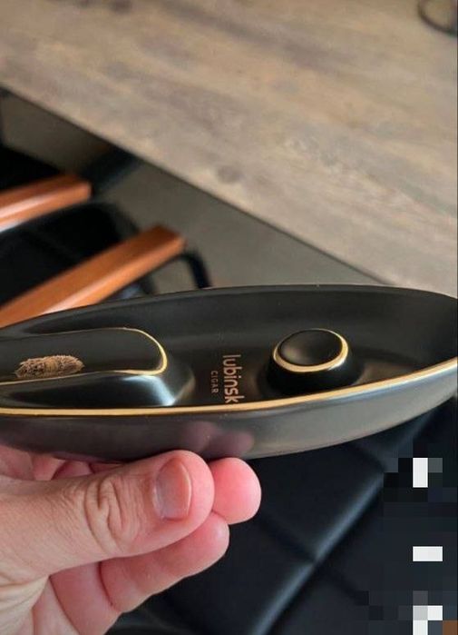 Пепельница для сигар, держатель для сигар