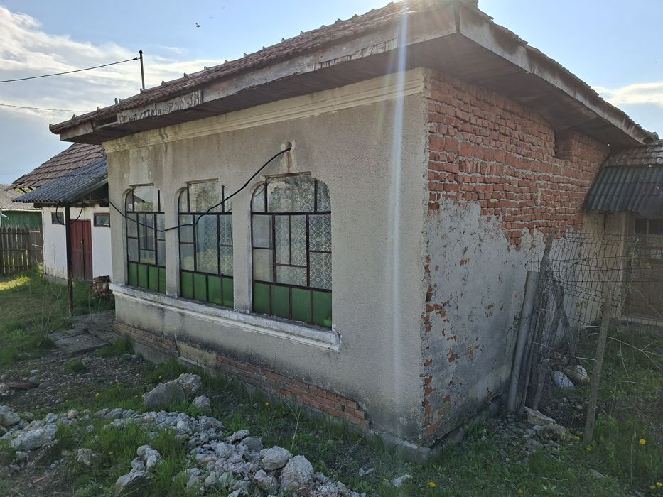 CASA, Livada Samburesti, langa Dragasani, apoape de Pitesti