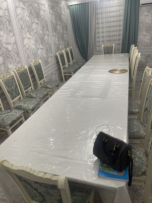 Стол үстелдерімен өте жақсы жағдайда тиімді бағада