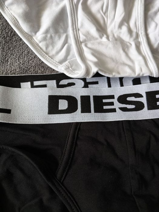 Diesel set 3 chiloți bărbați alb-negru-negru mărimea XL noi originali