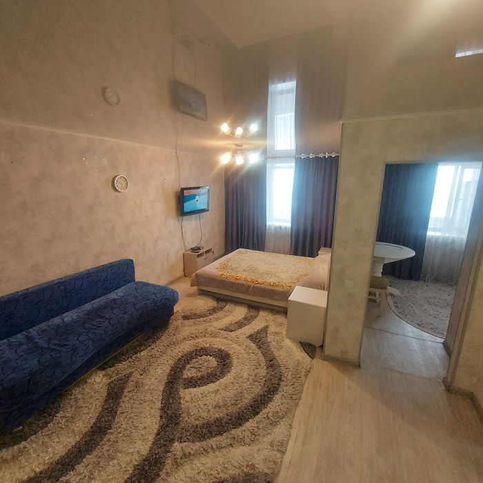 Сдам 1.5 посуточно.Дворец спорта