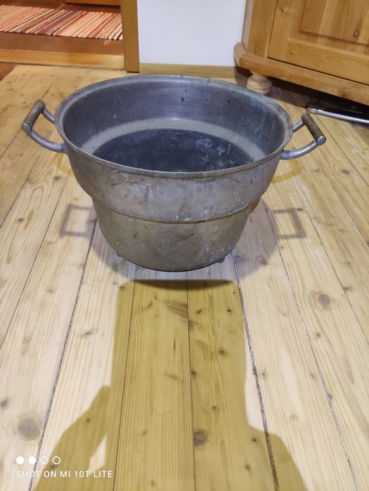 REDUCERE + CADOU!!! Vând ceaun vas bronz masiv