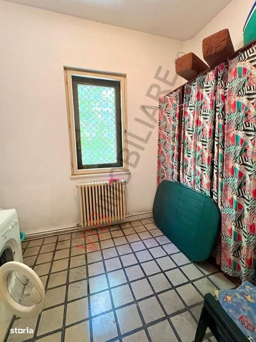 UNIRII-MIRCEA VODA, apartament in vila interbelica, 6 camere, 190 mp