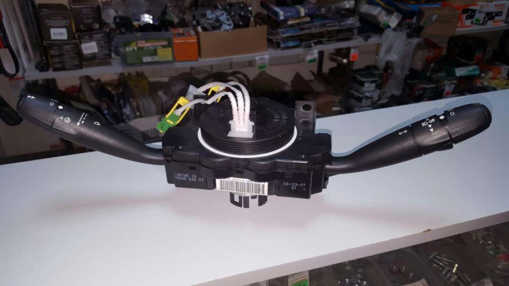 Продам переключатель подрулевой